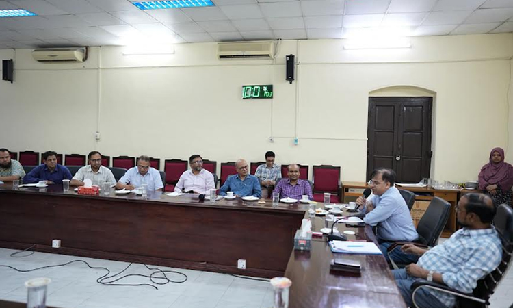 জগন্নাথ বিশ্ববিদ্যালয়ে ডি-নথি চালু করতে উপাচার্যের দিকনির্দেশনা জগন্নাথ বিশ্ববিদ্যালয়ে ডি-নথি ব্যবস্থা দ্রুত চালুর লক্ষ্যে প্রশিক্ষণপ্রাপ্ত কর্মকর্তা-কর্মচারীদের সঙ্গে মতবিনিময় সভা অনুষ্ঠিত। ছবি: বাসস