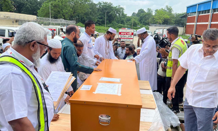 কাতারে নিহত ৫ প্রবাসীর মরদেহ দেশে পৌঁছেছে ছবি : সংগৃহীত বাসস