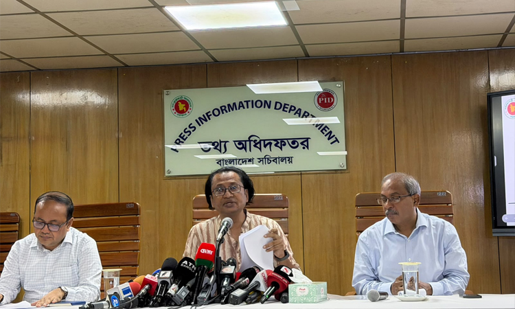 তিস্তা মহাপরিকল্পনায় অন্য কোনো দেশের কনসার্নের সুযোগ নেই : তথ্য উপদেষ্টা প্রধানমন্ত্রীর তথ্য ও সম্প্রচার উপদেষ্টা ডা. জাহেদ উর রহমান আজ (মঙ্গলবার) সকালে সচিবালয়ে তথ্য অধিদপ্তরের (পিআইডি) সম্মেলন কক্ষে সাংবাদিকদের মতবিনিময় করেন। ছবি : পিআইডি