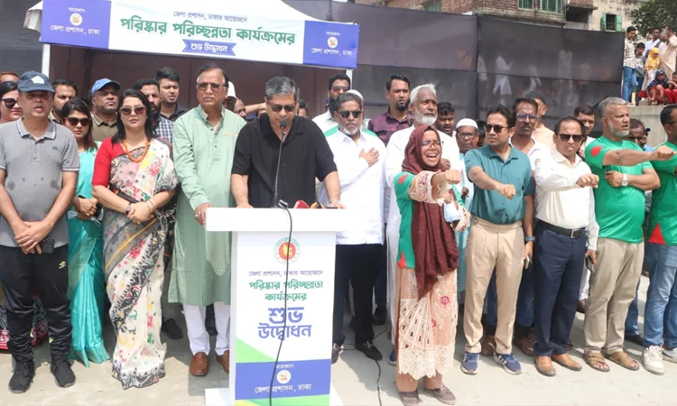 প্রধানমন্ত্রীর হস্তক্ষেপে ময়লার ভাগাড় থেকে প্রাণ ফিরছে আদি বুড়িগঙ্গা চ্যানেলে