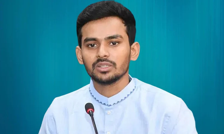 আসিফ মাহমুদের বিরুদ্ধে দুদকের অনুসন্ধানের সিদ্ধান্ত সাবেক স্থানীয় সরকার উপদেষ্টা আসিফ মাহমুদ সজীব ভূঁইয়া। ফাইল ছবি