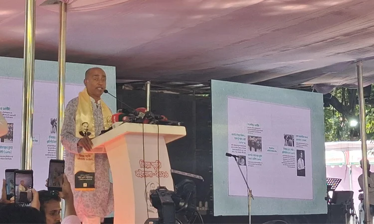 জ্ঞানভিত্তিক রাজনীতিই জাতির অগ্রগতির চাবিকাঠি : আইনমন্ত্রী শুক্রবার বাংলা একাডেমিতে জিয়া স্মৃতি বইমেলার দ্বিতীয় দিনের আলোচনা সভায় বক্তব্য দেন আইনমন্ত্রী মো. আসাদুজ্জামান। ছবি : বাসস